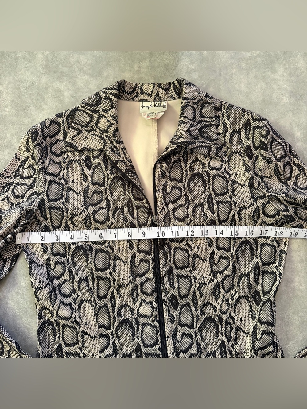 Vintage Joseph Ribkoff Snakeskin Skirt Suit Set 2 Piece Matching Set 90's Y2K - Picture 8 of 15